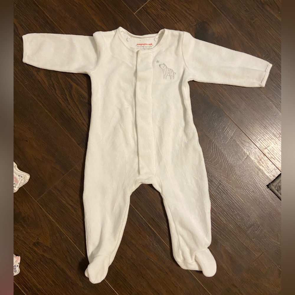 Magnetic Me 3-6 month